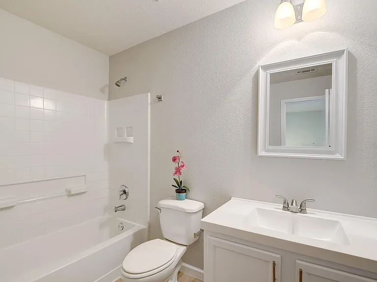 5713 Abby Ann Ln — Photo 17