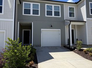 901 Falls Grove Trl, High Point, NC 27265