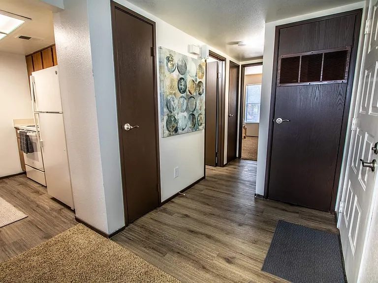 ONE MONTH FREE! APPLY FREE! VIRTUAL TOURS! — Photo 57
