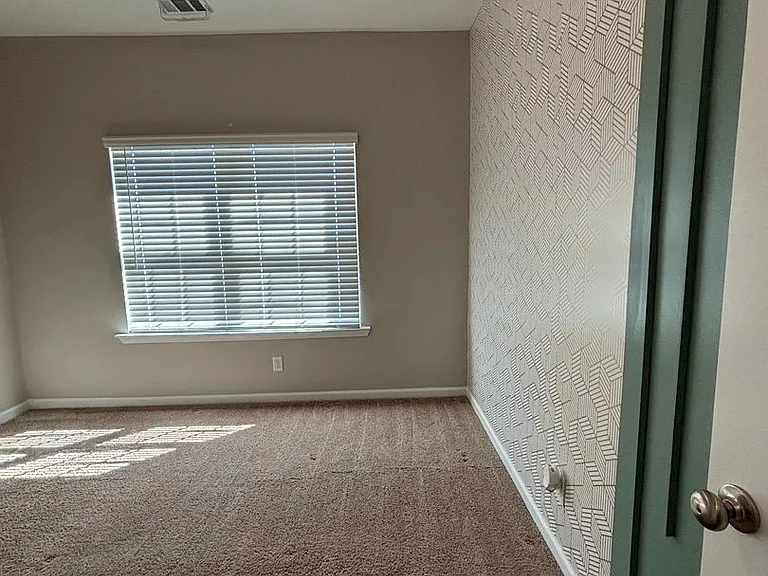 134 Sunflower Cir — Photo 8