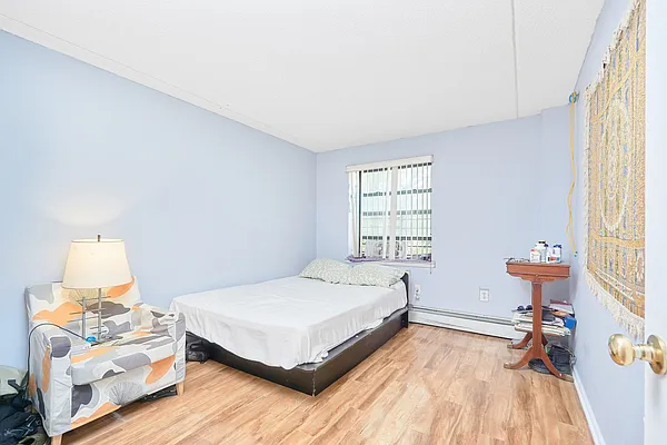 Sold by Compass | media 6