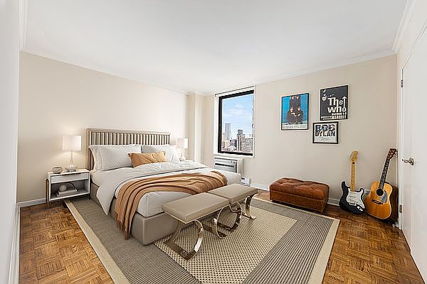 1st image of 1641 3rd Ave APT 17G