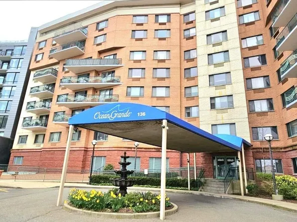 136 Beach 117th Street #309, Rockaway Park, NY 11694