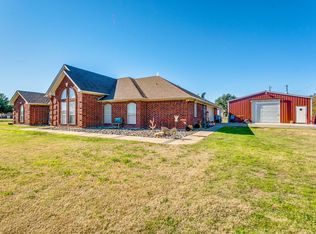 219 Dennis Rd, Lipan, TX 76462