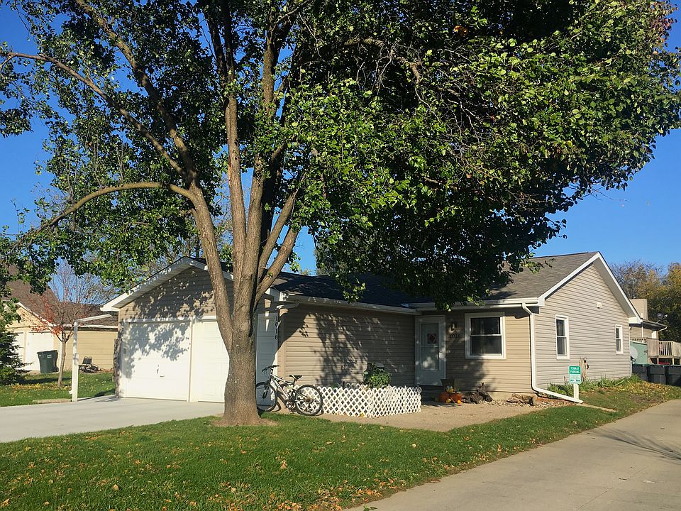 1018 Delaware