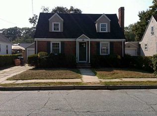 29 Community Dr, Cranston, RI 02905