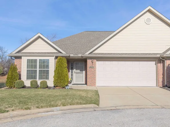 4432 Mystic Creek Dr, Evansville, IN 47715