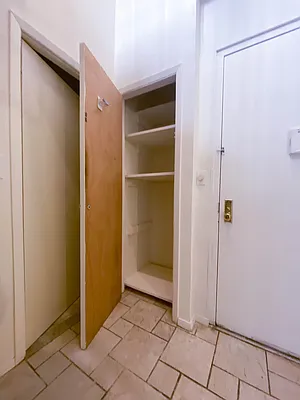 Rented by Compass | media 24