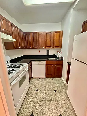 Rented by Olympia House Delaware LP | media 16