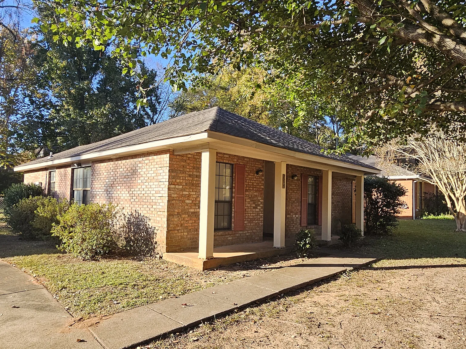 3 bed, 1690 sqft, $1,495 — Photo 1