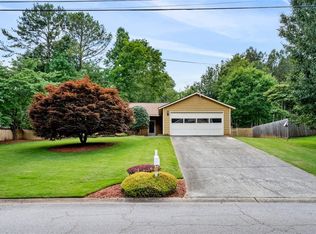 510 Paden Mill Trl, Lawrenceville, GA 30044