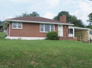 409 Painter St, Pearisburg, VA 24134