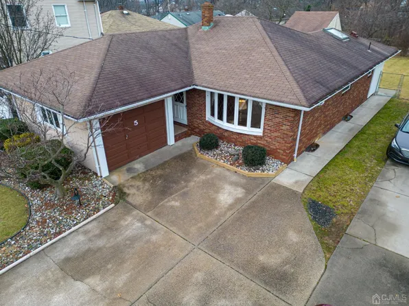 5 Hilltop Ave, South Amboy, NJ 08879