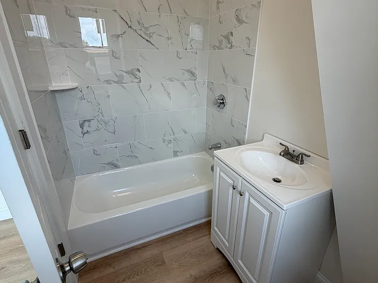 136 Winter St #8 — Photo 6