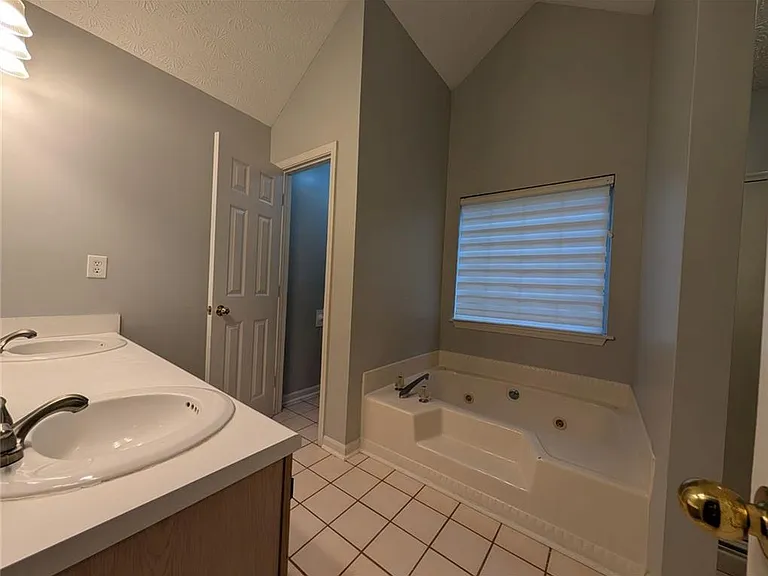 3004 Dogwood Ln — Photo 13