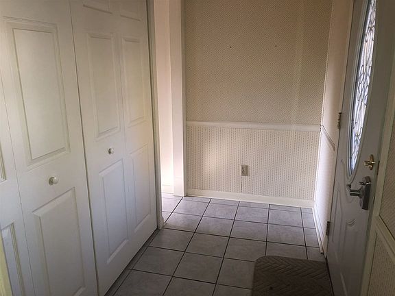 2nd image of 1224 Dennis Dr
