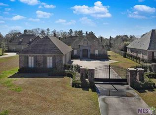 25572 Oakmont St, Denham Springs, LA 70726