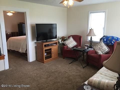 5714 Mt Washington Rd LR