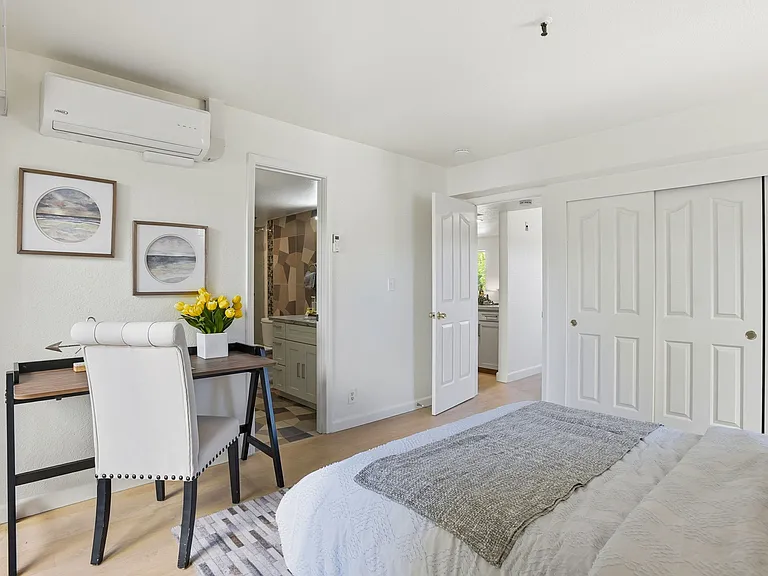165 Forest Ave #2A — Photo 16