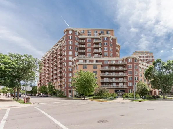 360 W Washington Ave #1412, Madison, WI 53703
