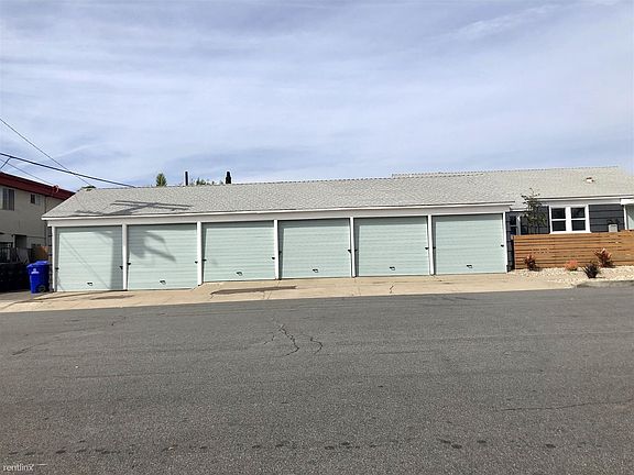 2104_30thst_garages_1