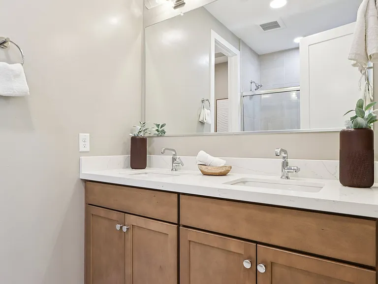 The Roosevelt Townhomes — Photo 32