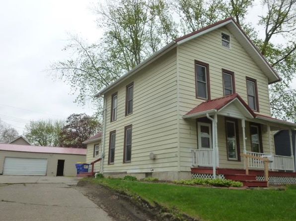 526 S Marion Ave, Washington, IA 52353