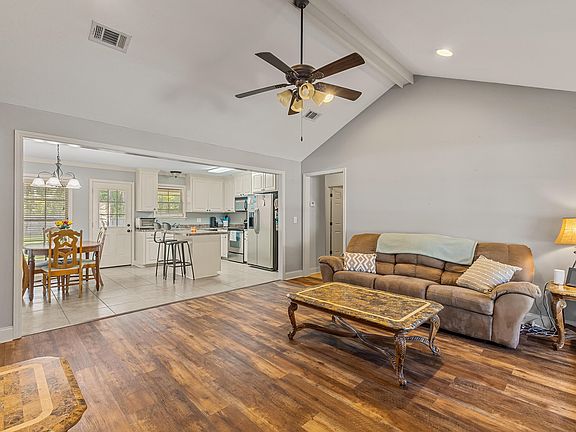 5th image of 242 Lost Orchard Dr