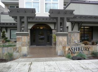 18 Dravus St APT 103, Seattle, WA 98109