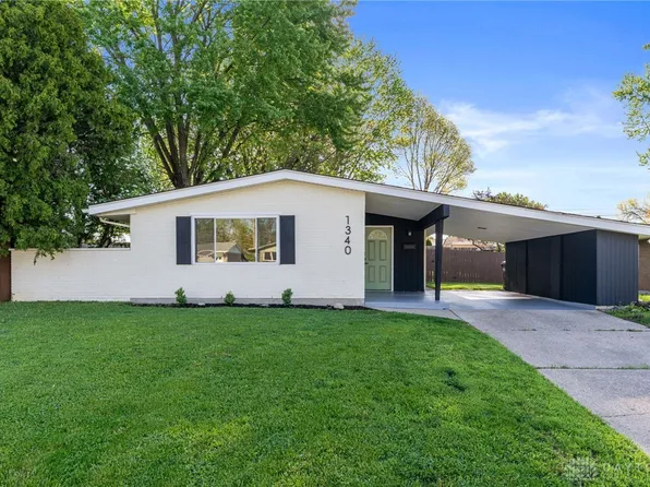 1340 Maplegrove Dr, Fairborn, OH 45324