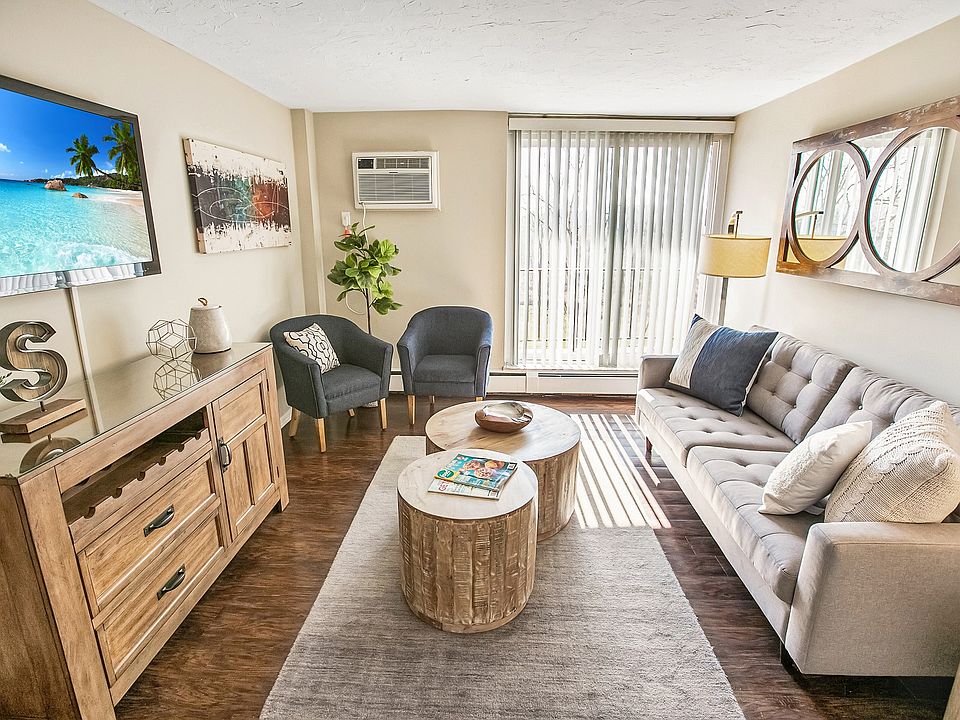 Solon Club Apartment Homes 26433 Solon Rd Bedford OH Zillow