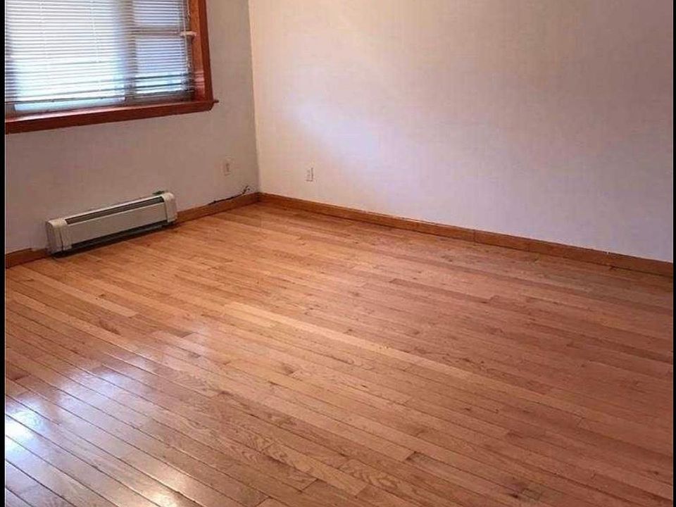 1st image of 7305 52nd Ave #1