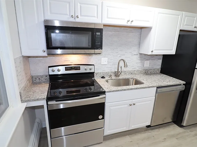 139 Litchfield Pines Dr #D — Photo 9