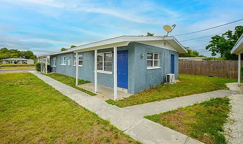 6538 42nd Ave N Photo 1