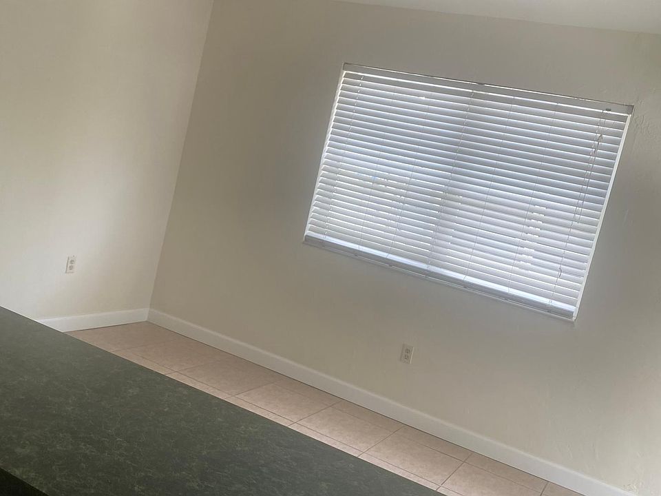 1st image of 860 NW 31st Ave