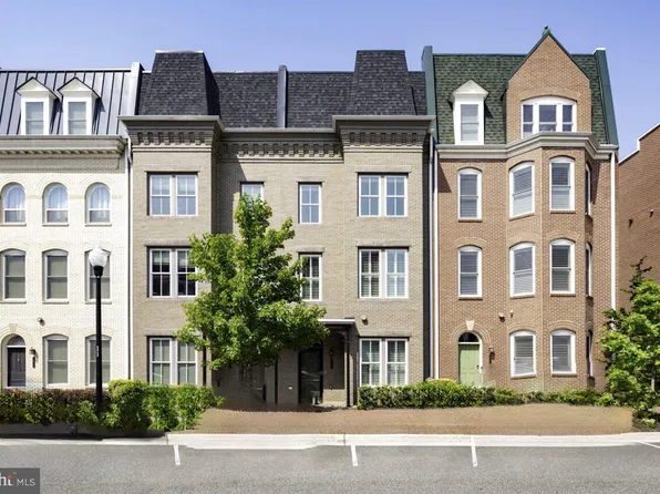 2216 Main Line Blvd, Alexandria, VA 22301