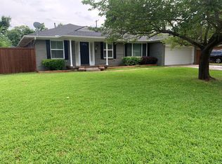3242 Lockmoor Ln, Dallas, TX 75220