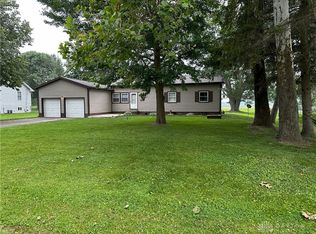 3167 Uplands Dr, Springfield, OH 45506