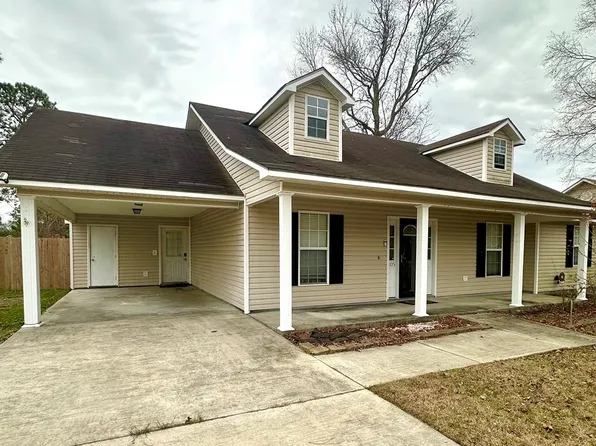 105 Utah Cir, Adel, GA 31620