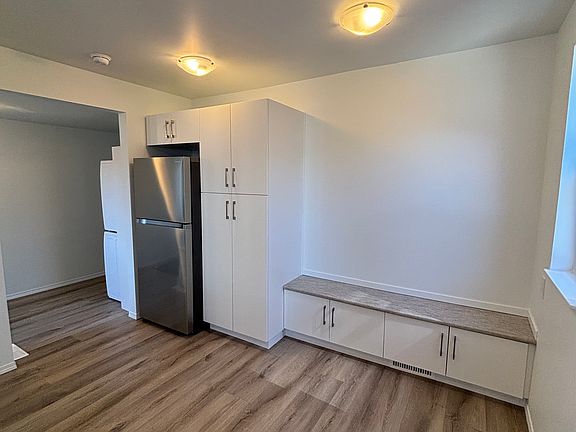 5th image of 11827 47th St NW #1477424