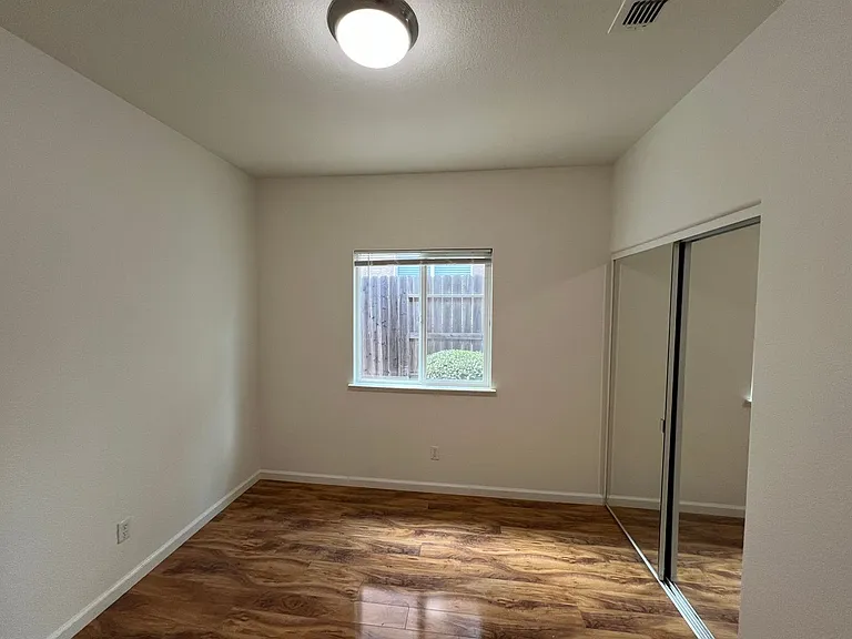 2249 Gallup Dr — Photo 10