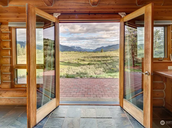 42 Paint Road, Winthrop, WA 98862