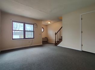 3455 E Main St APT 3, Richmond, VT 05477