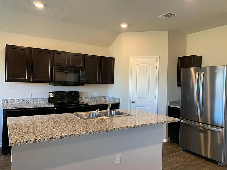 15208 Siberian Elm Ln — Photo 5