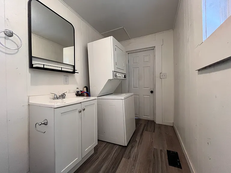 226 N Belleview Pl #C — Photo 6