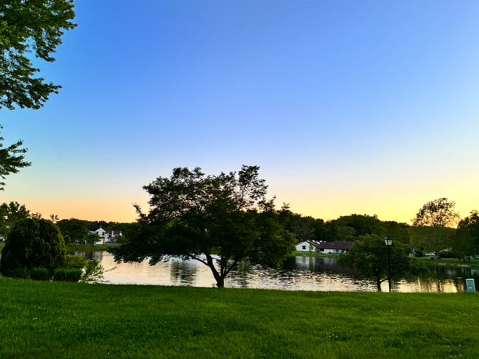 27A E Daisy Ln