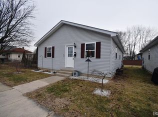 909 Rowe St, Frankfort, IN 46041