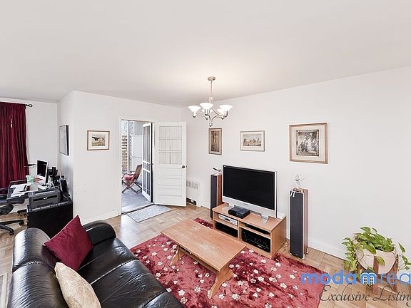 3rd image of 3299 Cambridge Ave APT 7F