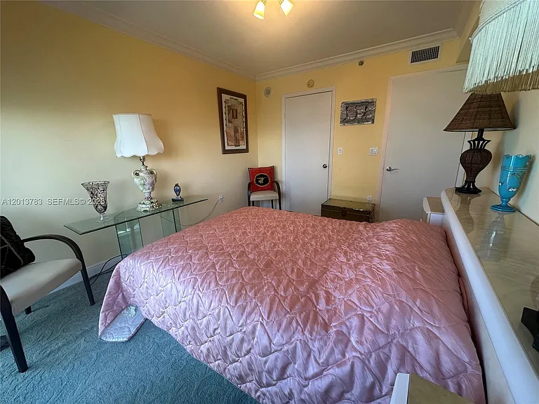 18911 Collins Ave #1602 — Photo 32