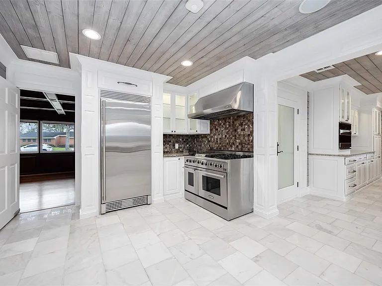 4031 Fernwood Dr — Photo 31